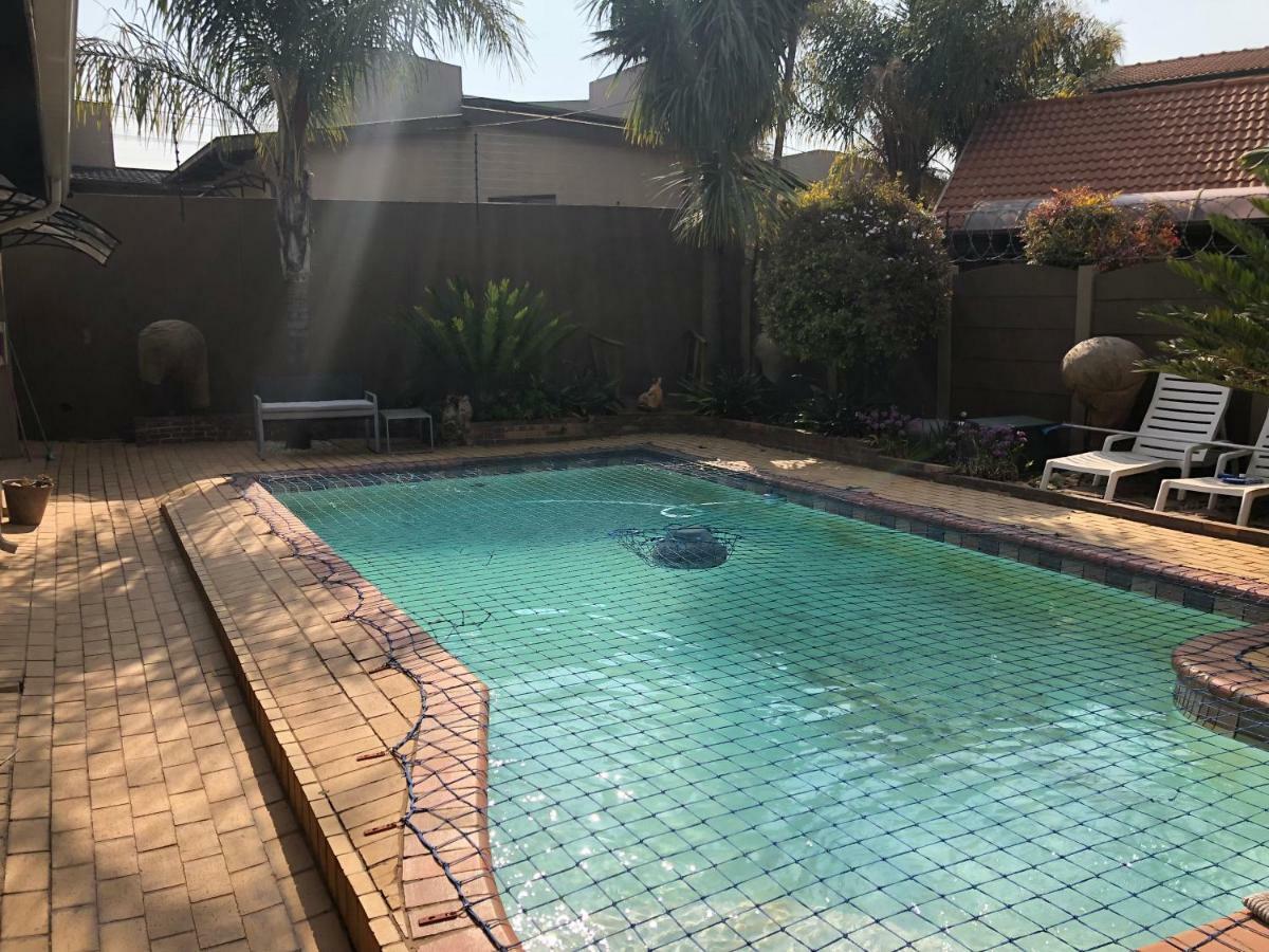Annie'S Place Kempton Park Exterior photo